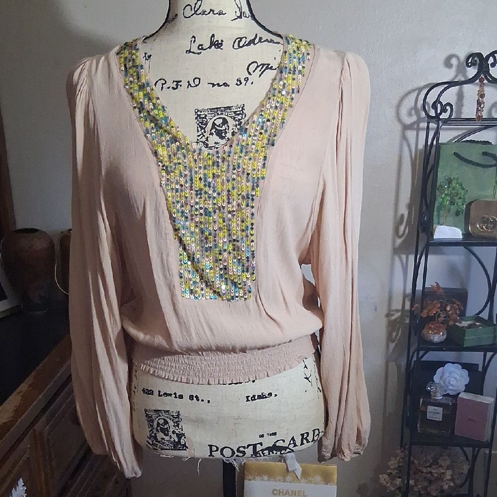 Anthropologie Maeve Sequinned V-neck  Biege Blouse W/ Bishop Sleeves Size XS